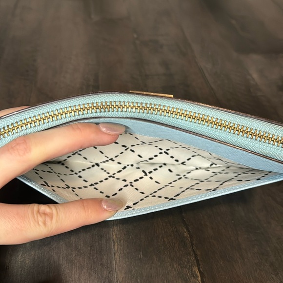 Kate Spade Large Continental Zippered Wallet - Picture 3 of 9